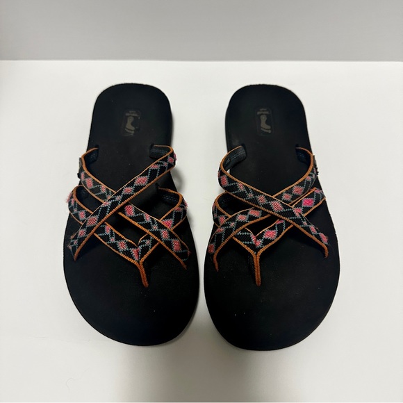 Teva multi strap sandals Sz 7 Black Pink Blue & Orange Floral - Picture 1 of 4